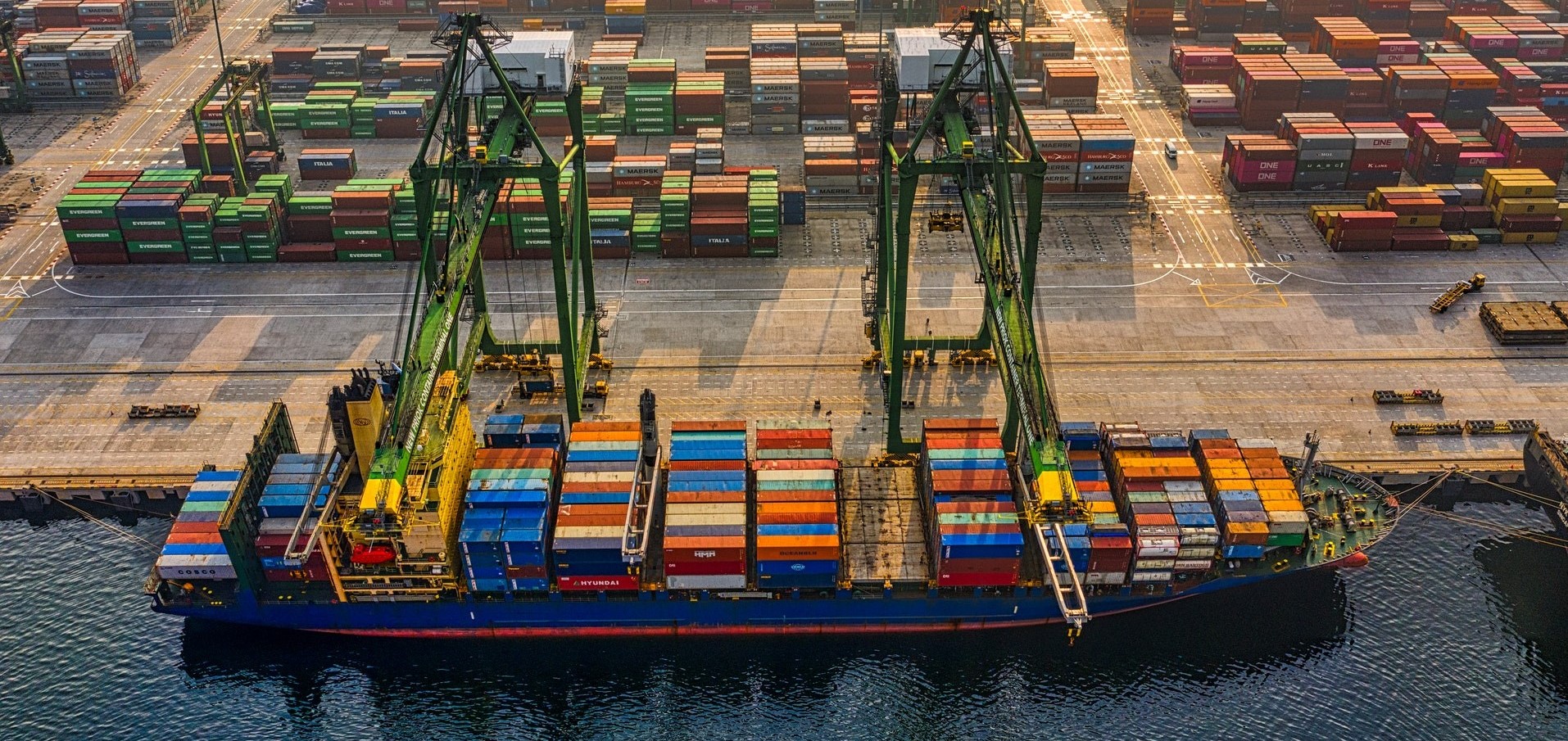 Smart Ports to Become Global Logistics Information Exchange Hubs